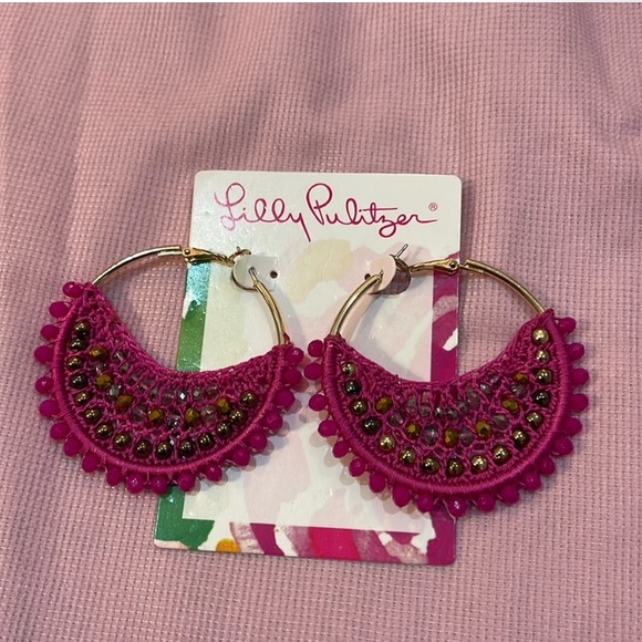 JUNE 21 GIVVYS: LILLY PULITZER TOTE, MUG & EARRINGS - Picture 3 of 3